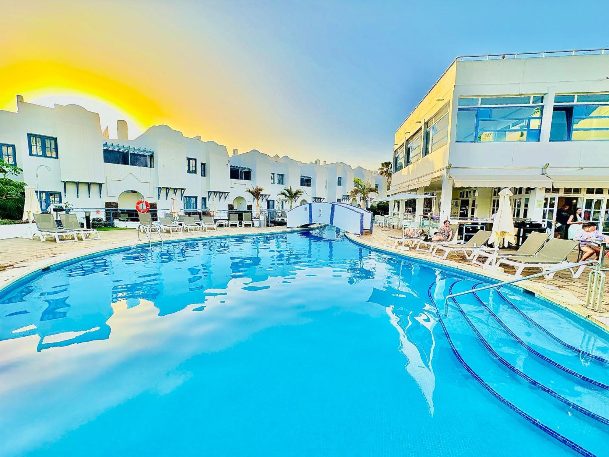 Luxury Villa Fanabe With Private Garden Costa Adeje  Εξωτερικό φωτογραφία