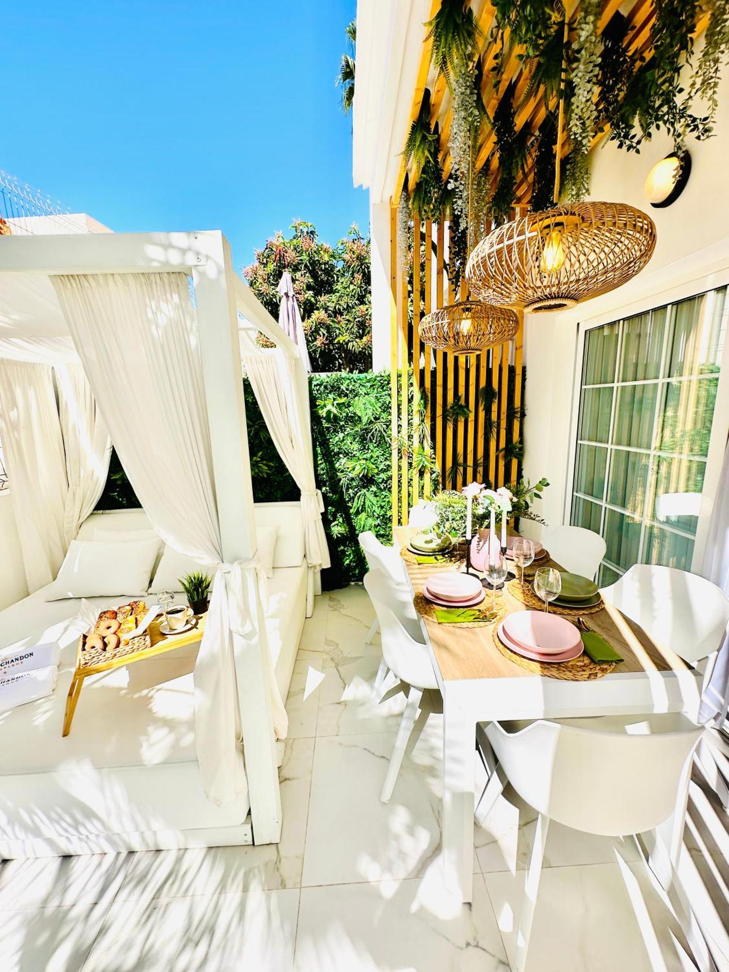 Luxury Villa Fanabe With Private Garden Costa Adeje  Εξωτερικό φωτογραφία