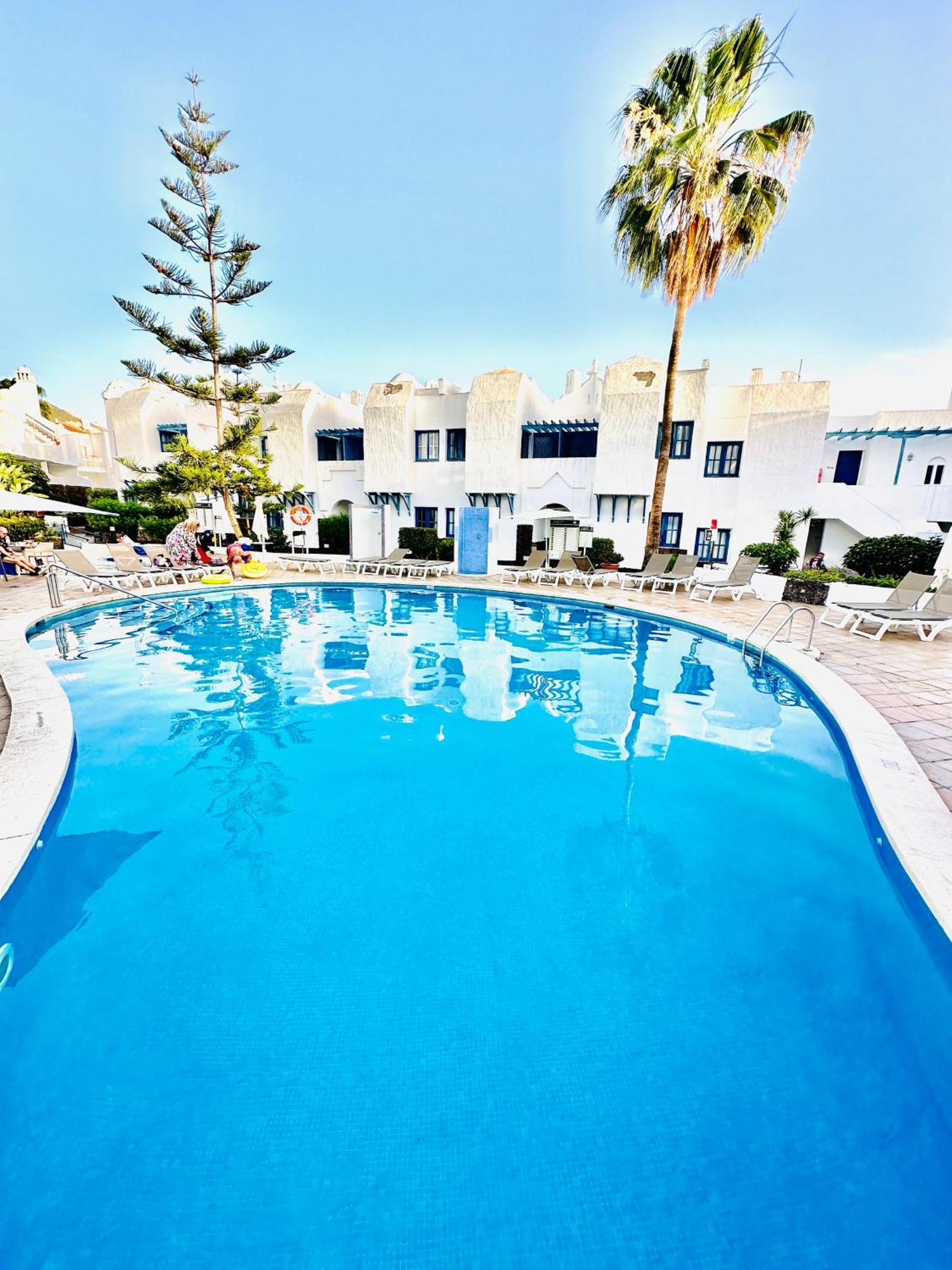Luxury Villa Fanabe With Private Garden Costa Adeje  Εξωτερικό φωτογραφία